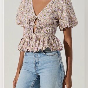 Astr Floral Print Puff Sleeve Blouse